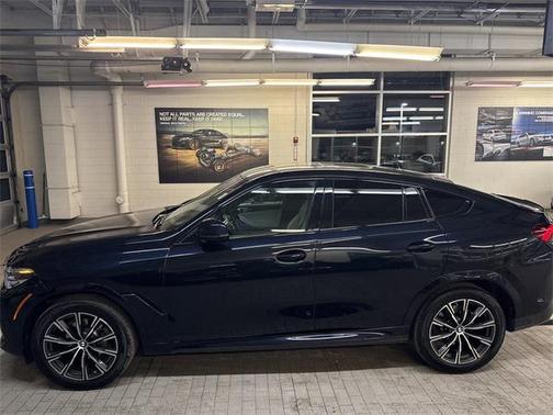 2023 BMW X6 xDrive40i
