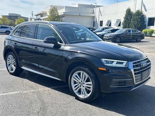 2018 Audi Q5 2.0T Premium Plus