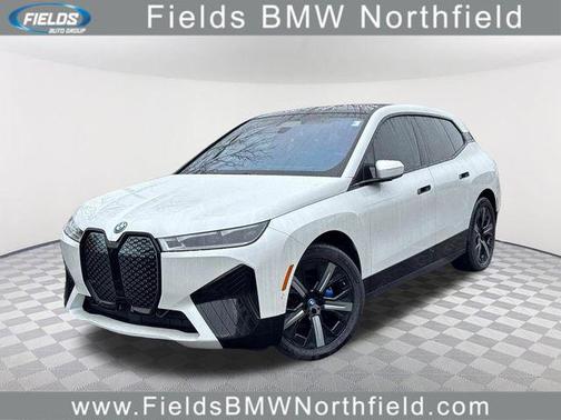 Mineral White Metallic 2024 BMW iX xDrive50