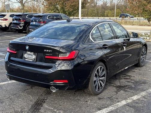 2026 BMW 330 i xDrive