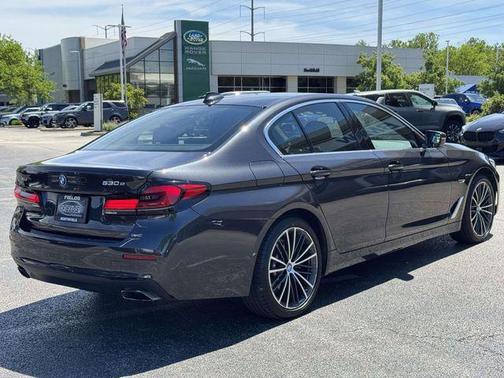 Dark Graphite Metallic 2023 BMW 530e Base