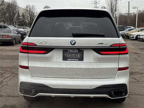 2026 BMW X7 xDrive40i