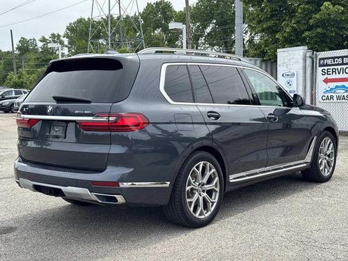 Gray Metallic 2019 BMW X7 xDrive40i