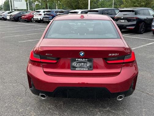 2025 BMW 330 i xDrive