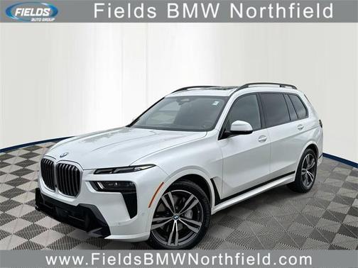 2025 BMW X7 xDrive40i
