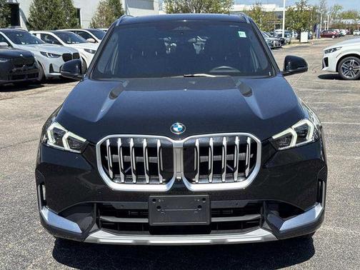 Black Sapphire Metallic 2025 BMW X1 xDrive28i