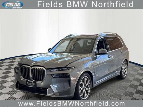 2025 BMW X7 xDrive40i