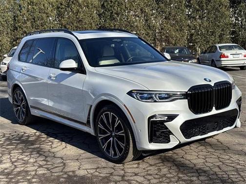 2020 BMW X7 M50i