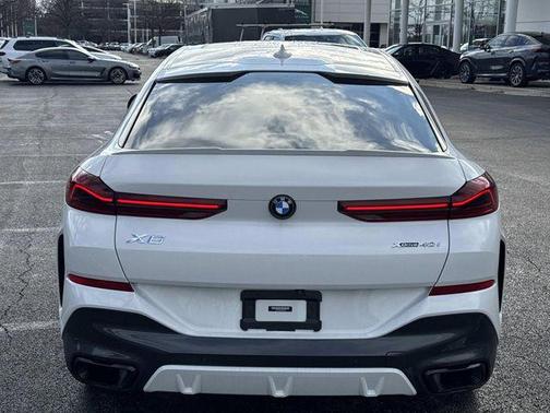 2021 BMW X6 xDrive40i