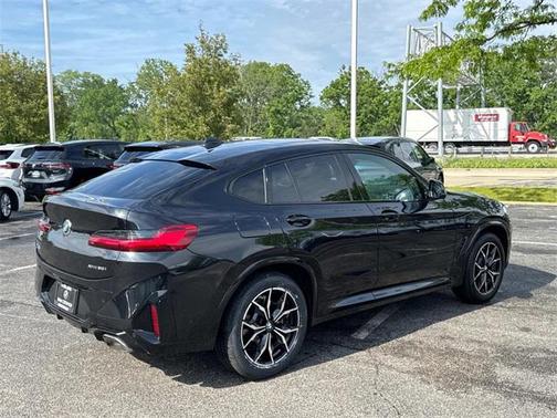 2022 BMW X4 xDrive30i