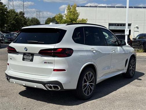 2026 BMW X5 M60i
