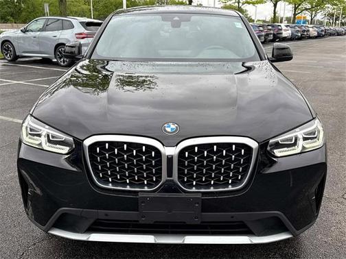 2022 BMW X4 xDrive30i