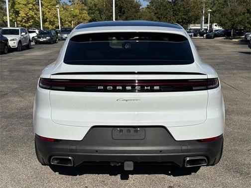 2024 Porsche Cayenne 