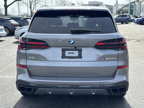 Skyscraper Grey Metallic 2024 BMW X5 M60i