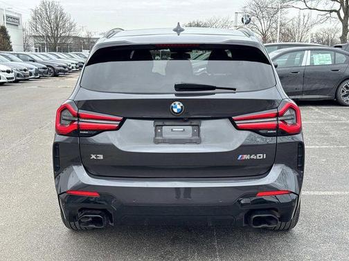 2023 BMW X3 M40i