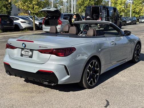2026 BMW M440 i xDrive