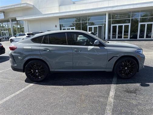 2023 BMW X6 M50i