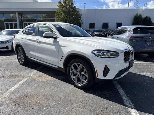 2023 BMW X4 xDrive30i