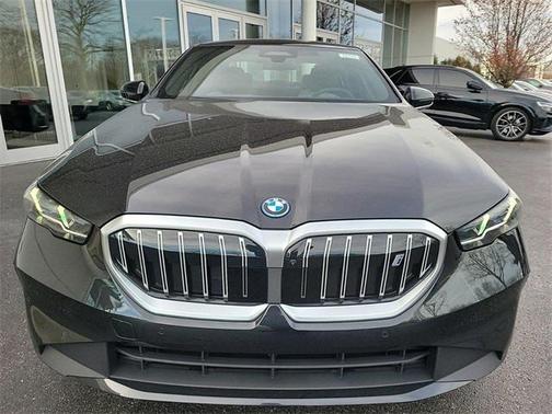 2025 BMW i5 xDrive40
