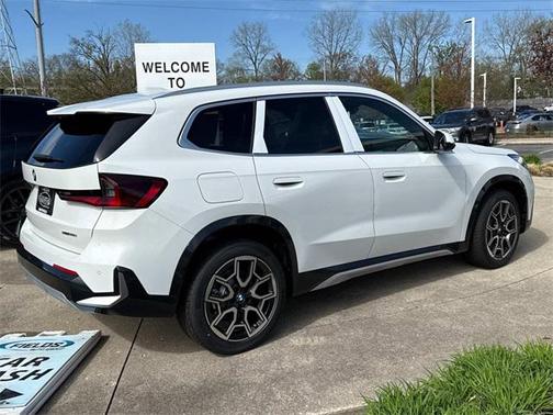 2025 BMW X1 xDrive28i