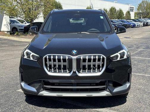 Black Sapphire Metallic 2025 BMW X1 xDrive28i