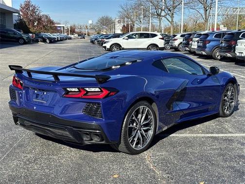 2025 Chevrolet Corvette Stingray w/2LT