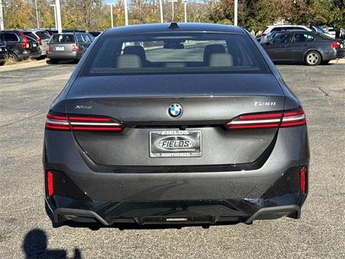 2026 BMW 530 i xDrive