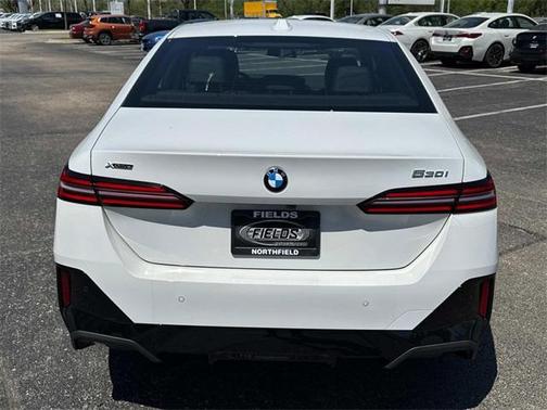 2026 BMW 530 i xDrive