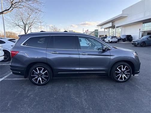 2022 Honda Pilot AWD Elite