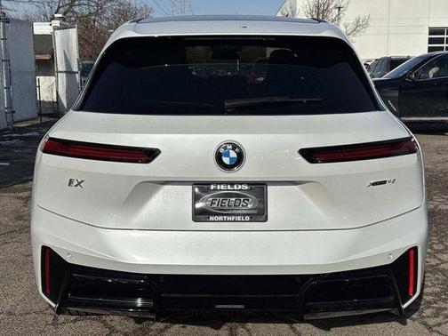 2026 BMW iX xDrive45