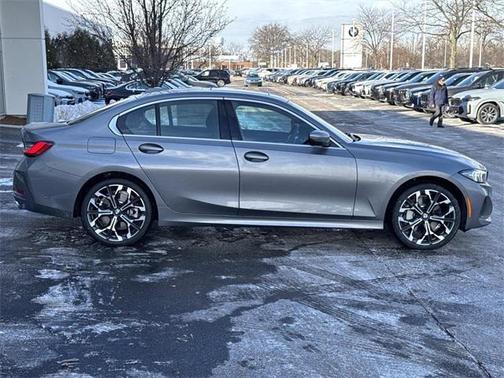 2026 BMW 330 xDrive NA