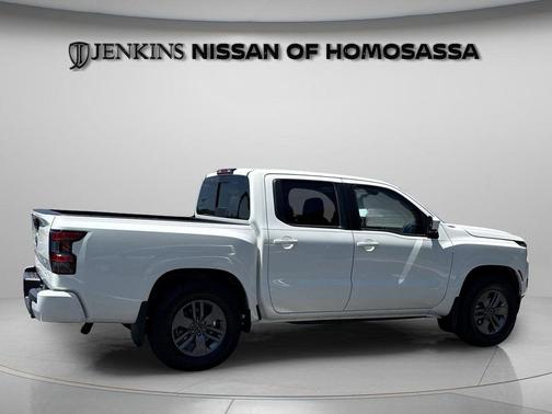 Glacier White 2026 Nissan Frontier SV