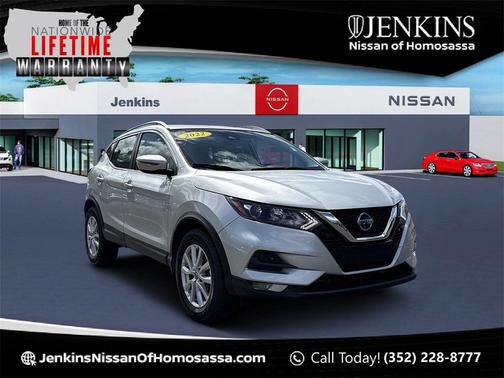 2022 Nissan Rogue Sport SV