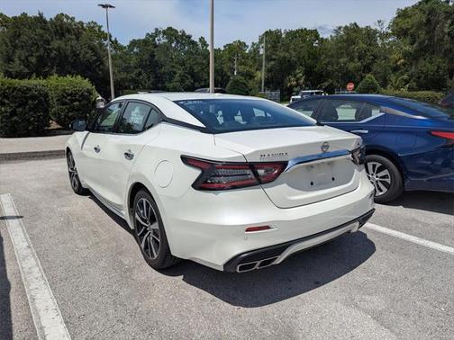 2023 Nissan Maxima SV Xtronic CVT