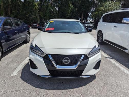2023 Nissan Maxima SV Xtronic CVT