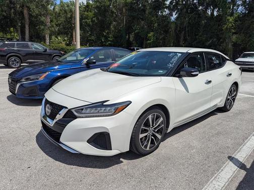 2023 Nissan Maxima SV Xtronic CVT