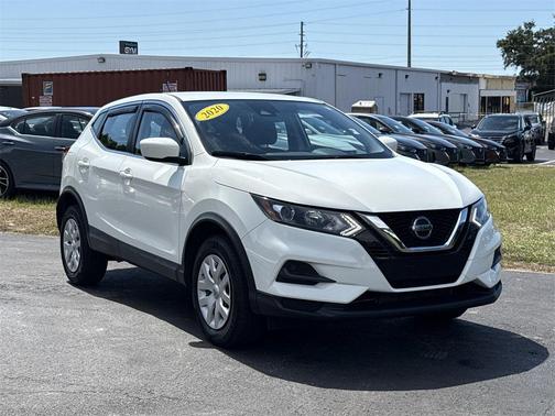2020 Nissan Rogue Sport S