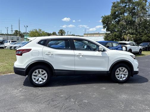 2020 Nissan Rogue Sport S
