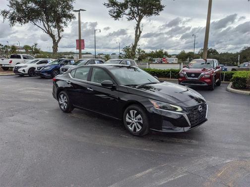 2025 Nissan Altima S FWD