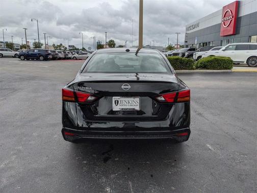 2025 Nissan Altima S FWD