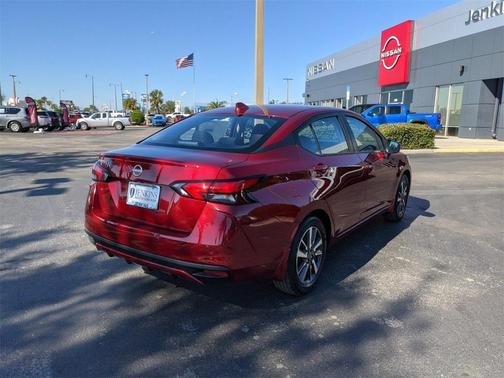 2025 Nissan Versa 1.6 SV