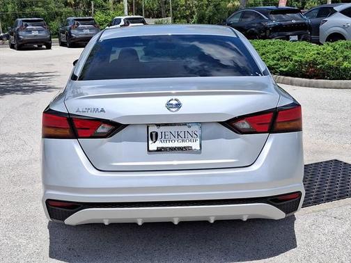 2021 Nissan Altima S FWD