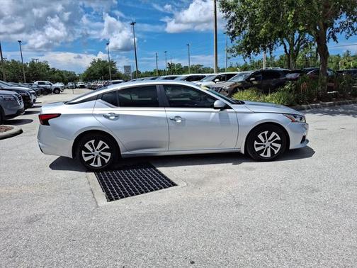 2021 Nissan Altima S FWD