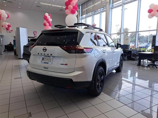 2025 Nissan Rogue Rock Creek