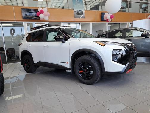 2025 Nissan Rogue Rock Creek