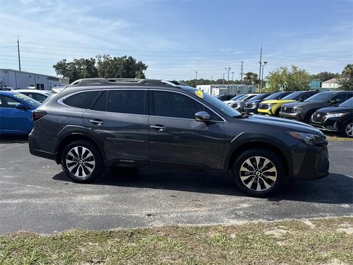 2024 Subaru Outback Touring XT