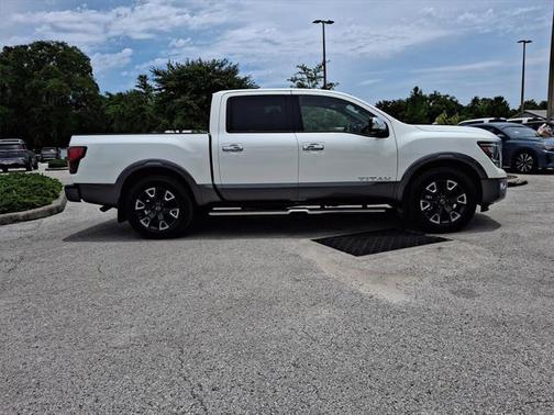 2024 Nissan Titan Platinum Reserve