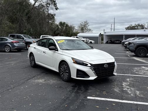 2024 Nissan Altima 2.5 SV