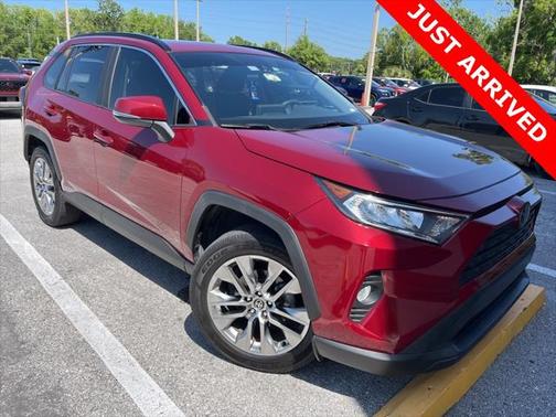 2021 Toyota RAV4 XLE Premium