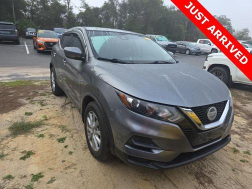 2020 Nissan Rogue Sport S